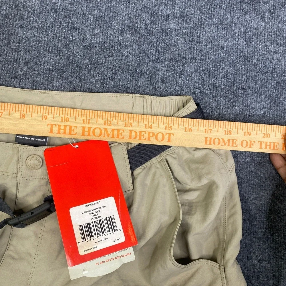The North Face Paramount Peak Cargo Shorts Dune Beige Mens Large AJFF254 UPF 30